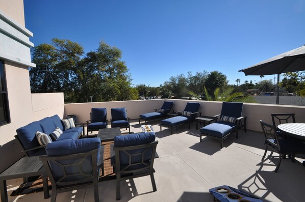 Sundeck - 3 Bedroom Condo (Scottsdale)