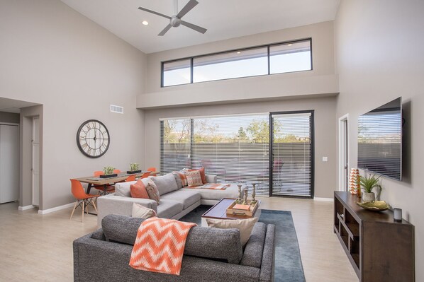 Loft, 3 Bedrooms, Non Smoking | Living area