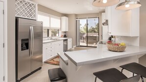 Loft, 3 Bedrooms, Non Smoking | Dapur peribadi