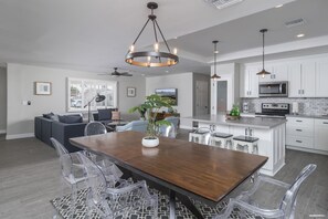 Villa, 4 Bedrooms, Non Smoking | In-room dining - Old Town 4 Bedroom (Scottsdale)