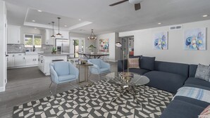 Villa, 4 habitaciones, no fumadores | Zona de estar | Una televisión de pantalla plana