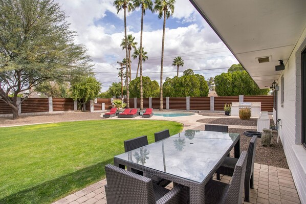 BBQ/picnic area