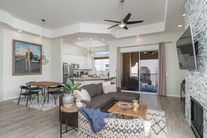 Townhome, 3 Bedrooms, Non Smoking | Living room