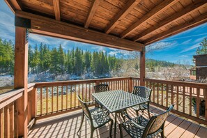 Hus, 4 soverom, ikke-røyk | Balkong