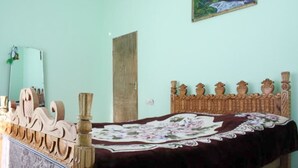 Deluxe Double Room, 1 King Bed - Guesthouse Qaldea (Mestia)