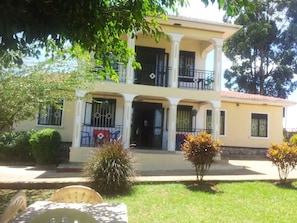 Property entrance - Rena Akasha Establishments (Kyenjojo)