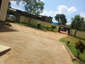 Property entrance - Rena Akasha Establishments (Kyenjojo)