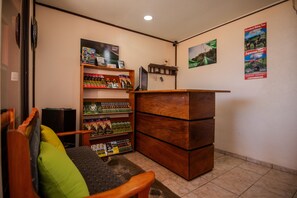 Reception - Hotel las ardillas (Monteverde)