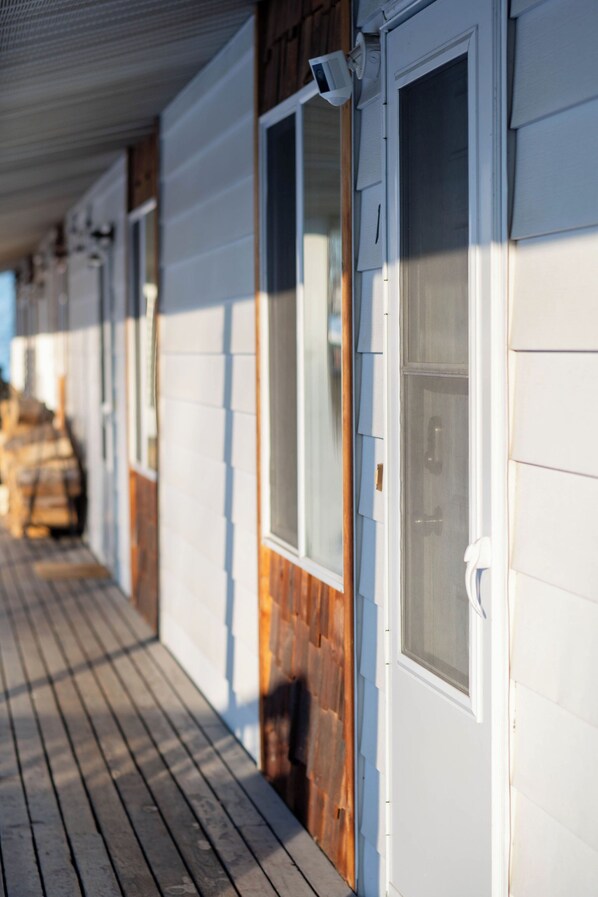Exterior detail - O'Malley View- private unit on quiet street near Campbell Creek greenbelt (Anchorage)