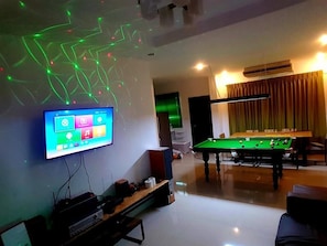 Panbuddee Pool Villa 5 | Living room