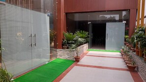 Entrée de l’hébergement