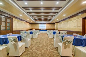 Meeting facility - Hotel Home In By Amrik Sukhdev (Sonepat)