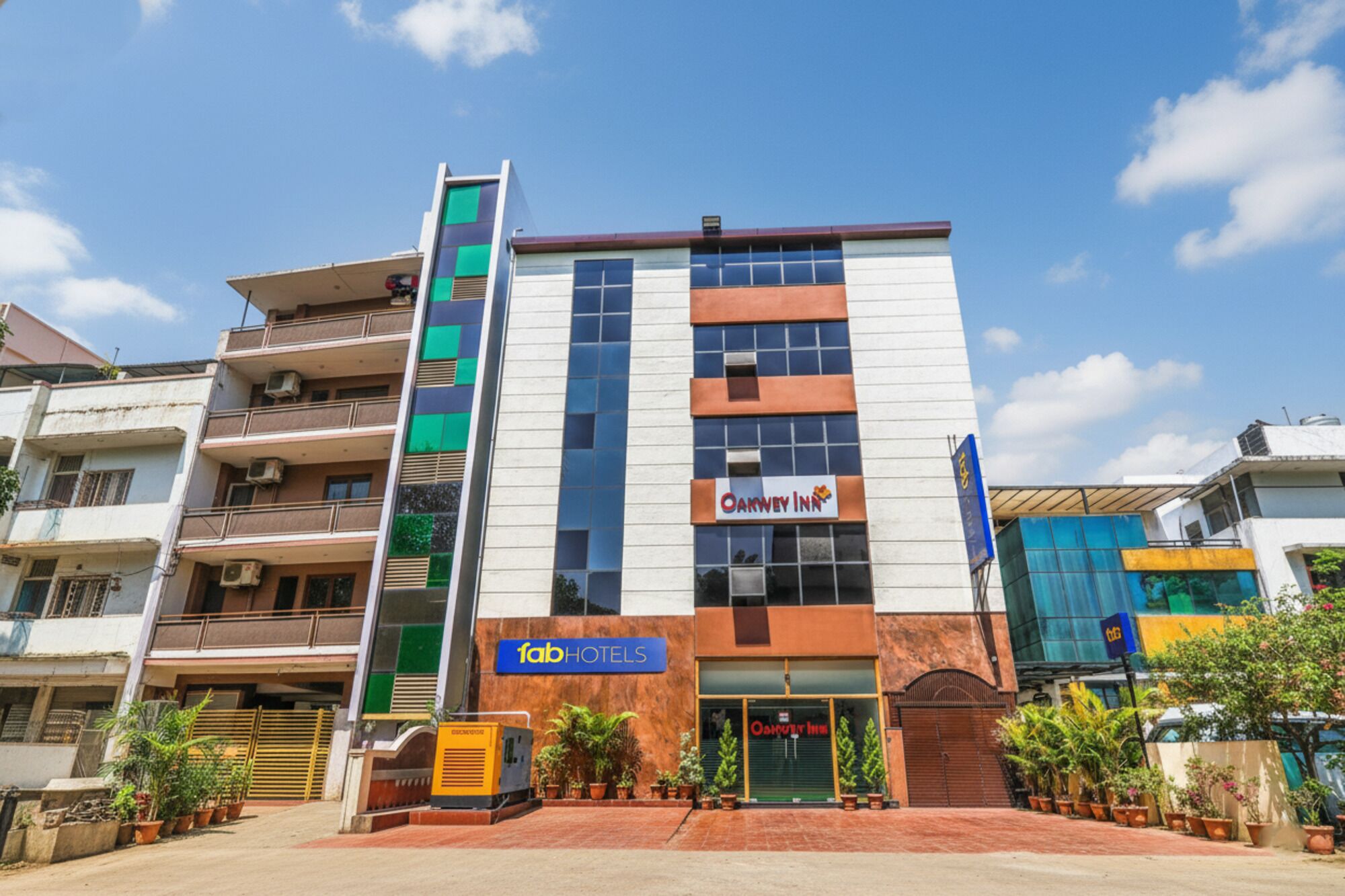 Pintu masuk hartanah