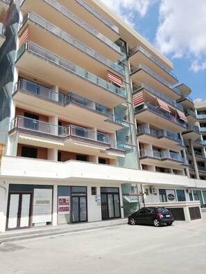 Free self parking - B&B Mediterraneo (Floridia)
