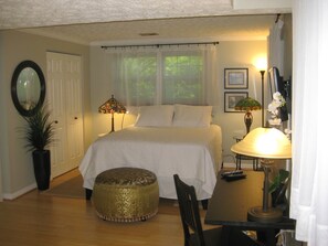 1 chambre, bureau, fer et planche à repasser, Wi-Fi gratuit
