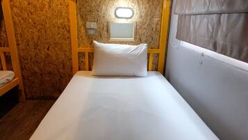 Free WiFi, bed sheets