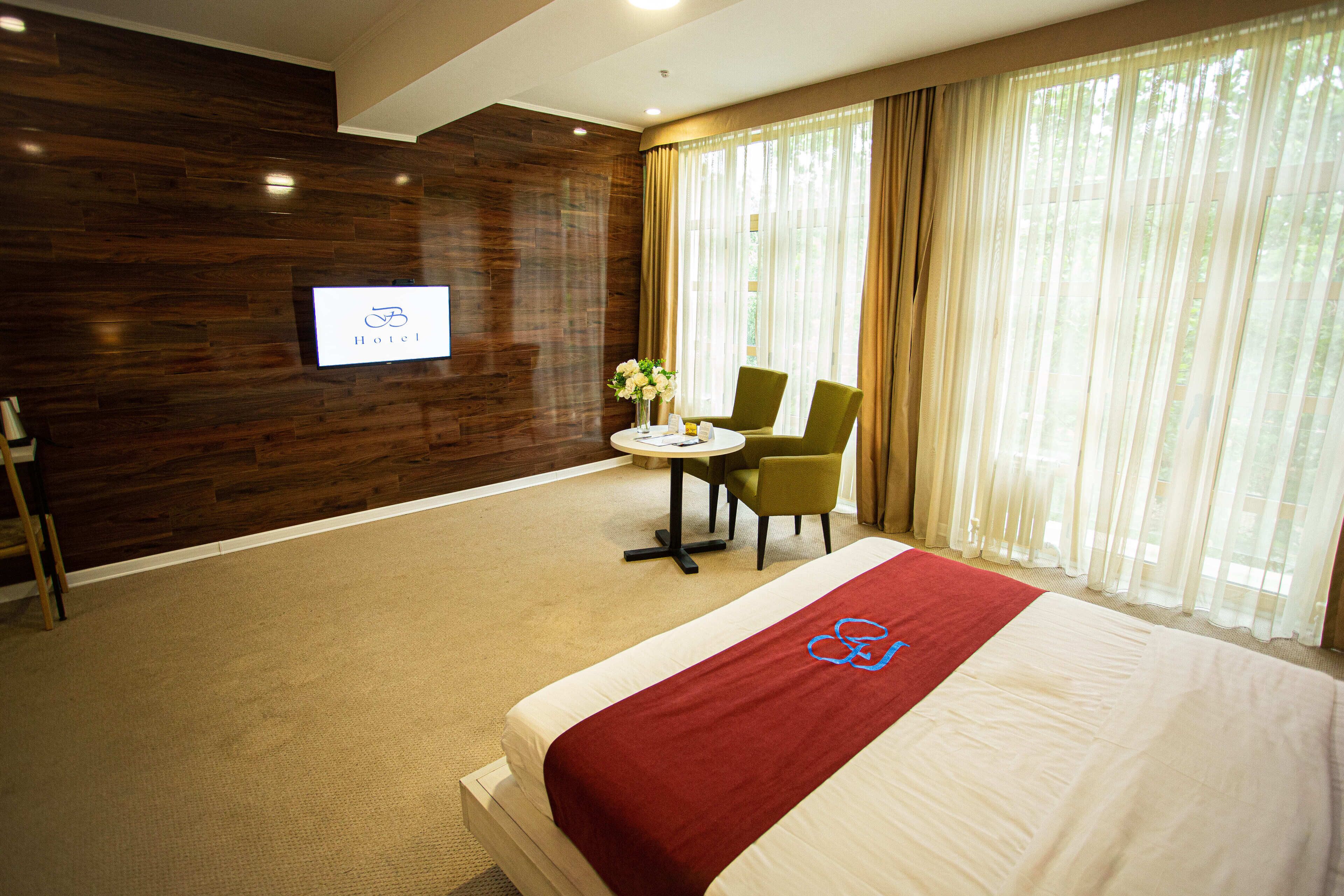 Foto - B Hotel Bishkek