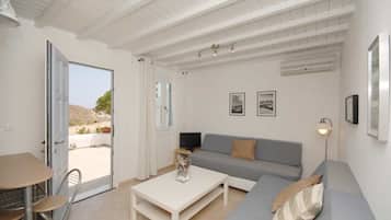 Apartment, Sea View (4 Adults) | Living area