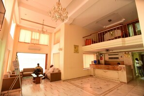 Reception - Aditi Hotel (Vadodara)