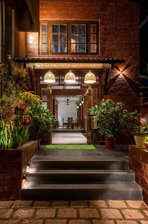 Front of property - Foxoso Sonnet, Anjuna Goa (Vagator)