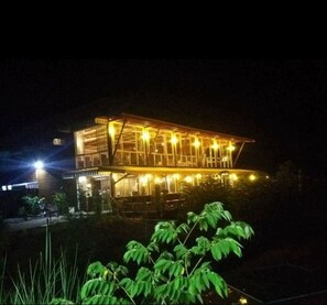 Front of property - evening/night - Coffee&Homestay568 Branch 2 (Muang Suang)