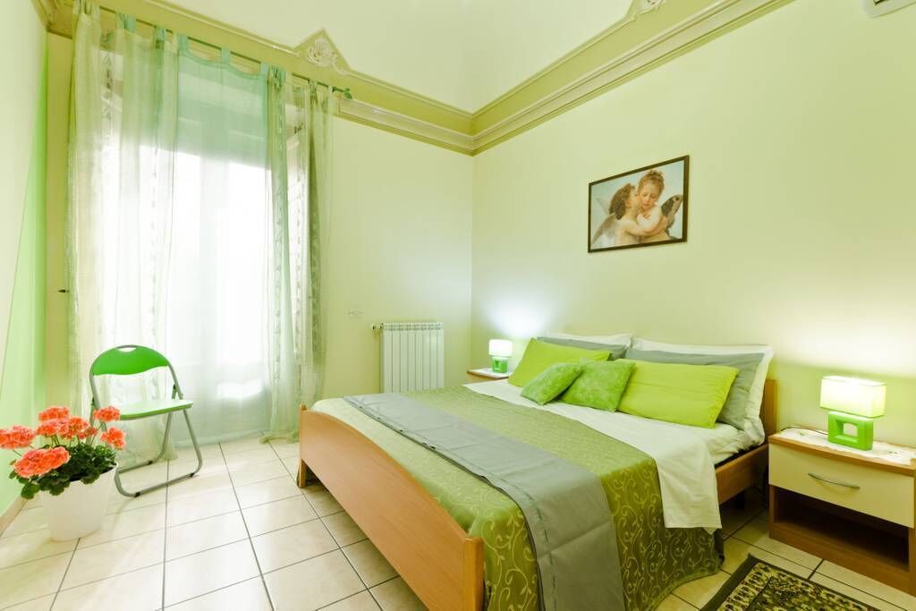 5 chambres, fer et planche à repasser, lit parapluie, Wi-Fi gratuit