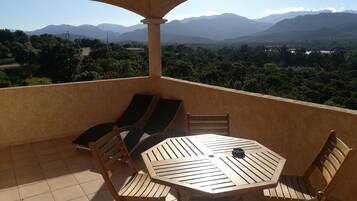 Apartment, 2 Bedrooms (Grand Appartement) | Teres/patio
