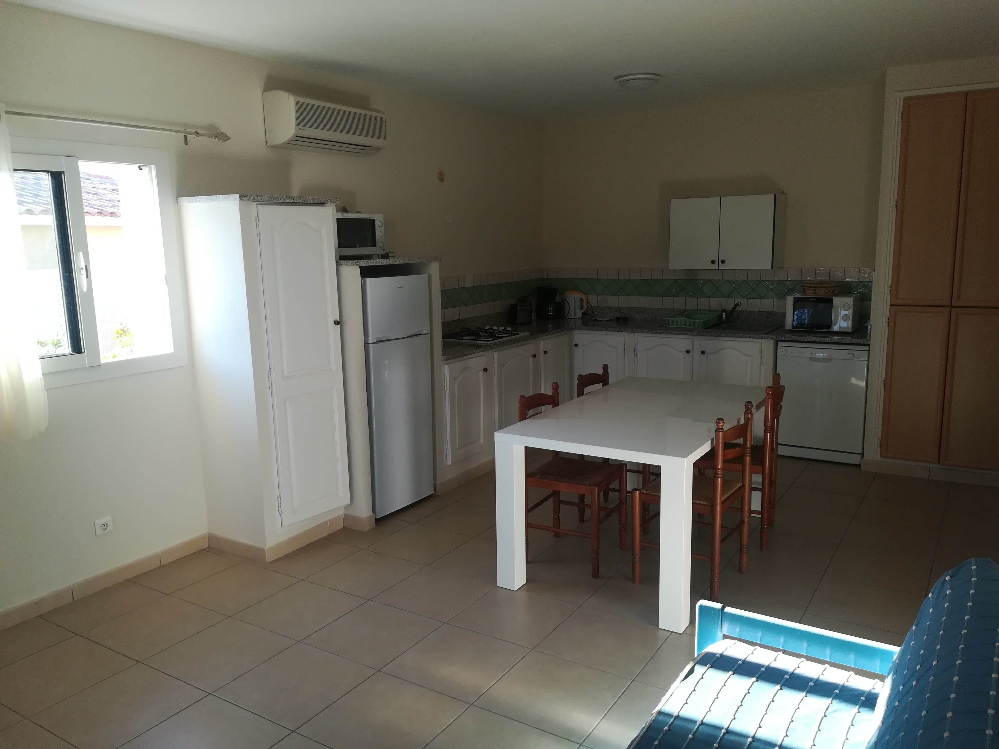 Villa Supérieure, 3 chambres | Restauration dans la chambre