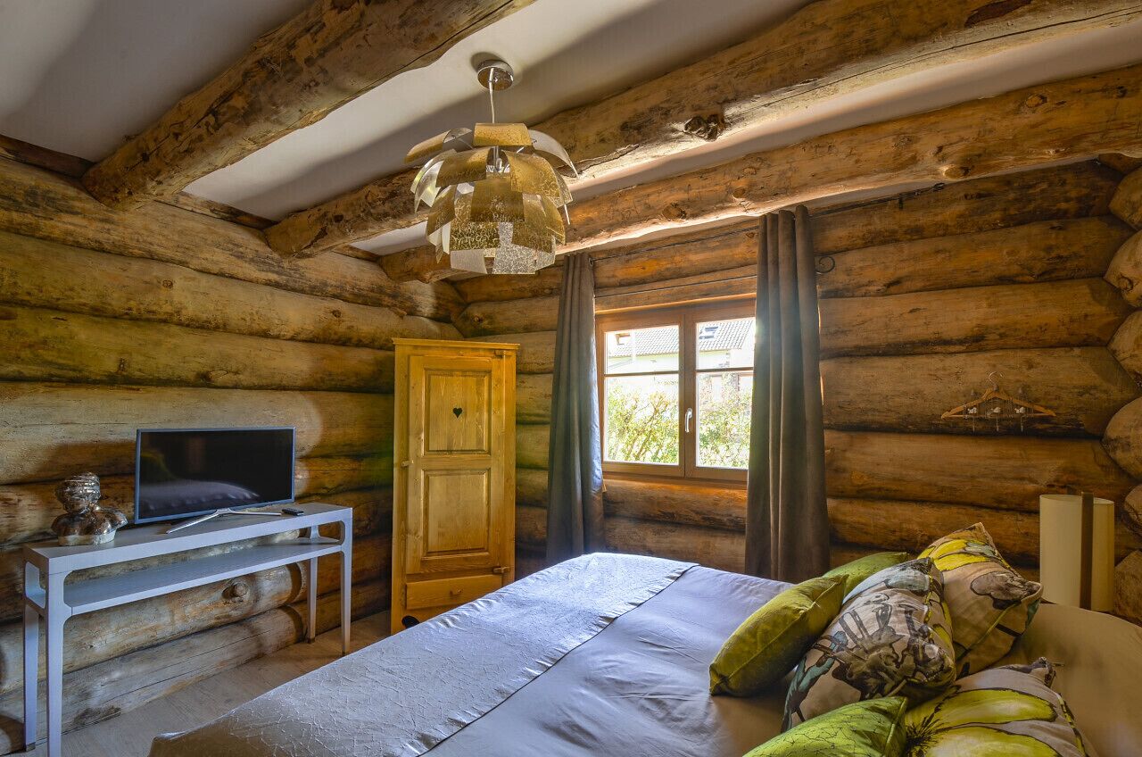 4 多间卧室、熨斗/熨衣板、免费 WiFi、床单