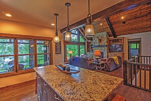 Interior - Beautiful New Home On Private Lake Across From Gull Lake And Other Local Spots! (Nisswa)
