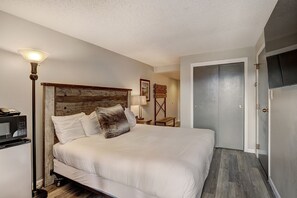 2 dormitorios, tabla de planchar con plancha, wifi gratis y ropa de cama