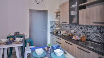 Dagelijks ontbijt met lokale gerechten (EUR 5 per persoon)