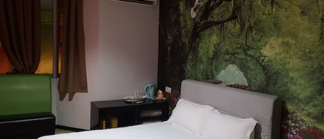 Kamar Triple Standar, 3 Tempat Tidur Twin, kamar mandi pribadi | Meja kerja, kedap suara, setrika/meja setrika, dan Wi-Fi gratis