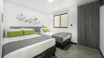 Triple Room, Private Bathroom | 1 bedroom, premium bedding, laptop workspace, free WiFi