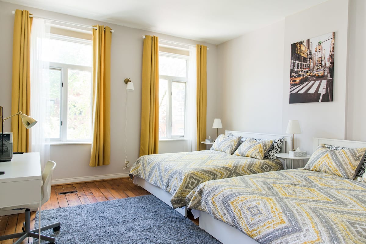Family Quadruple Room, 2 Queen Beds, Non Smoking, Private Bathroom