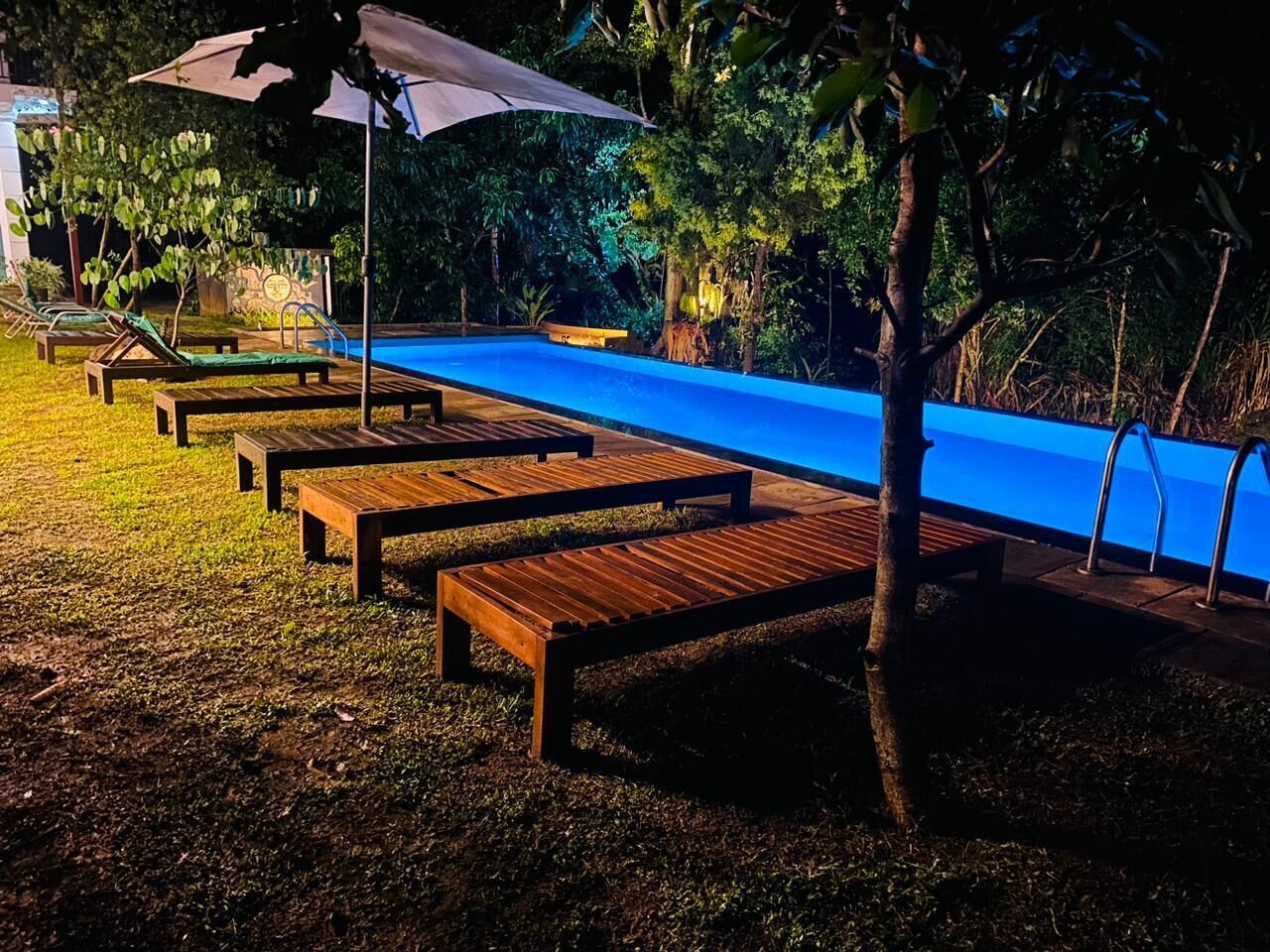 Udendørs pool, liggestole