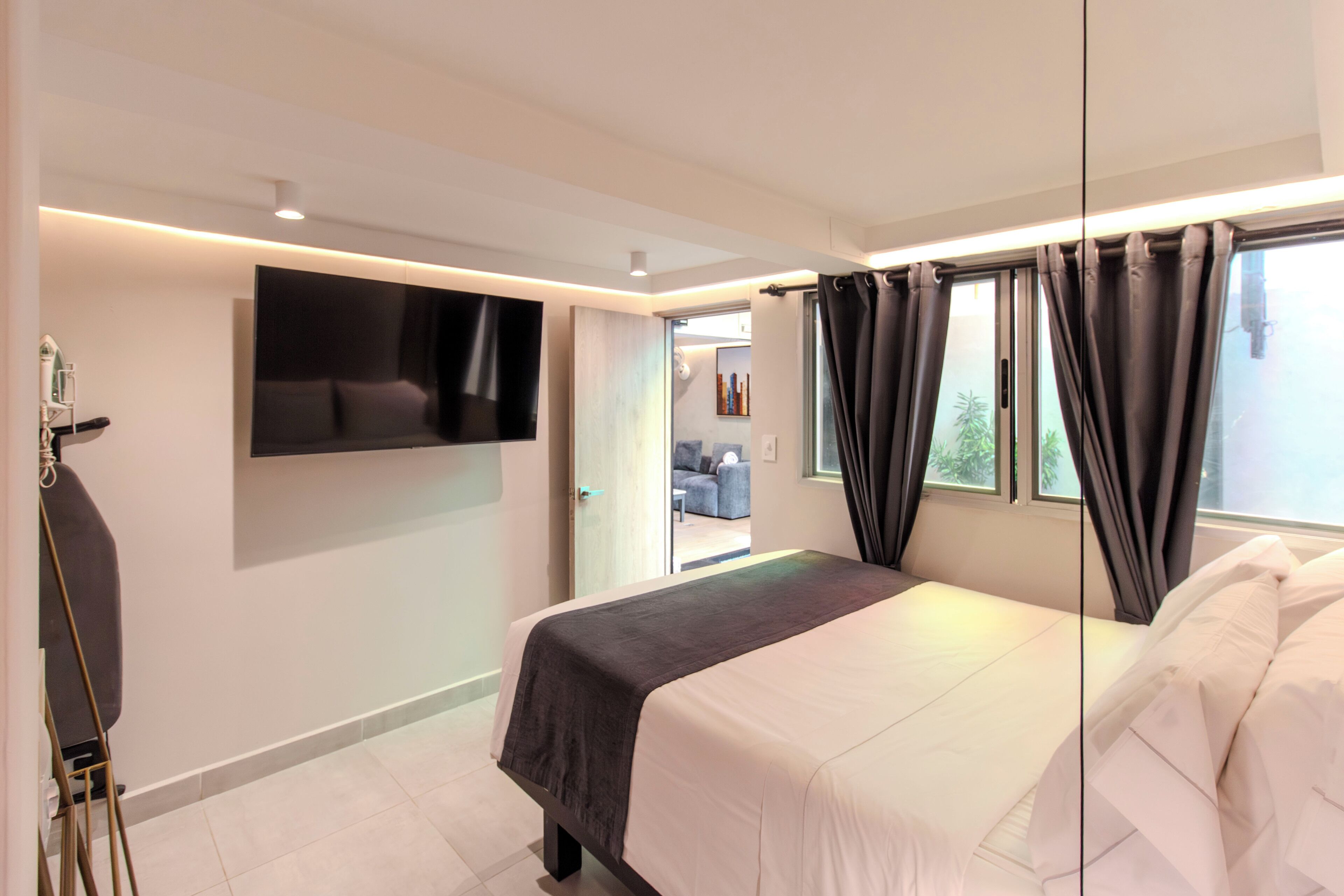 Viktory 103 With Private Pool