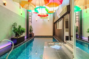 Piscine couverte