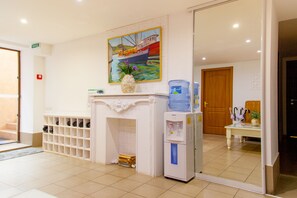 Reception - Smart Hostel (Odesa)