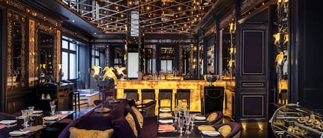 Komplett frokost hver dag (GBP 39.00 per person)