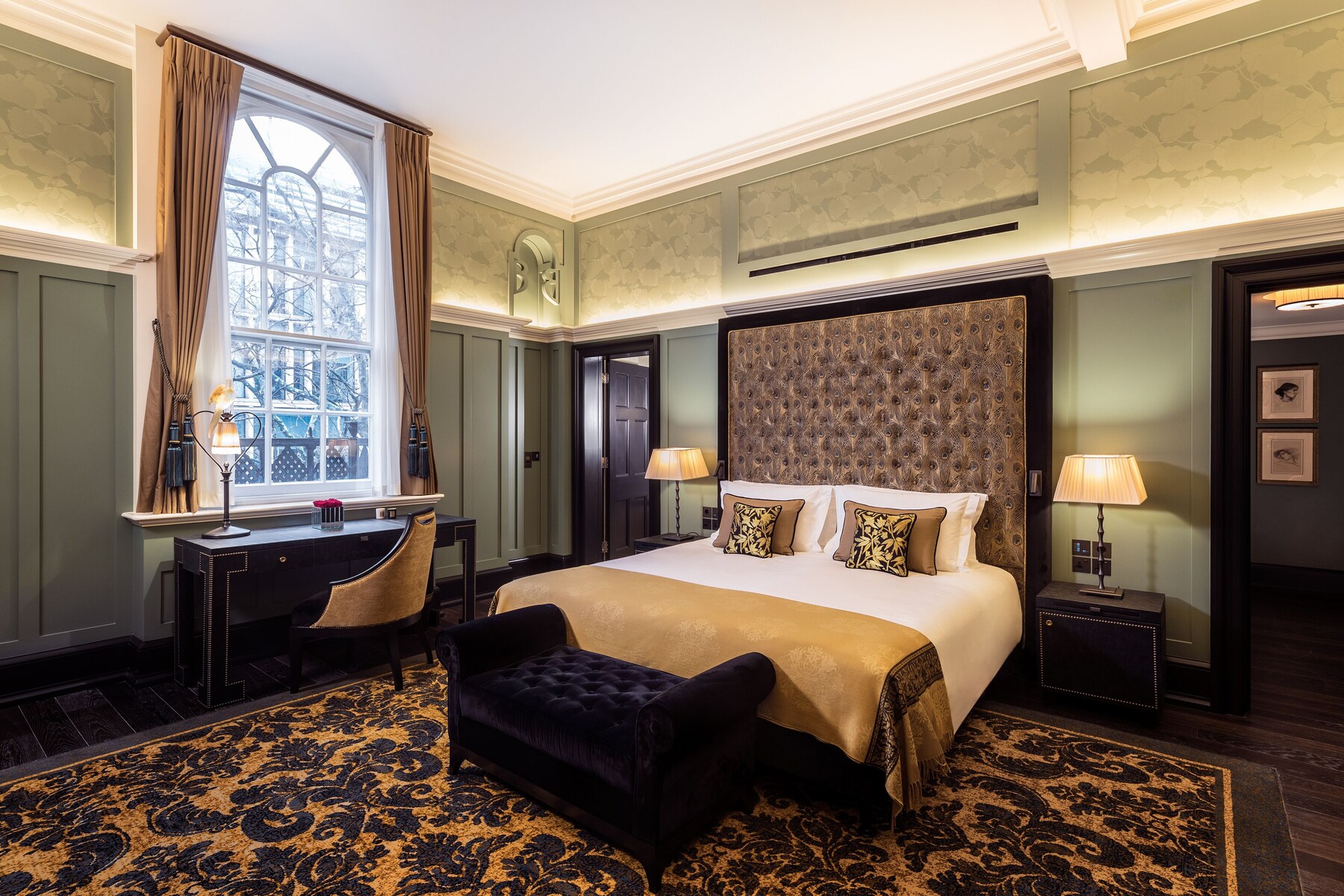 Junior Suite Grande | 1 bedroom, premium bedding, down duvets, minibar