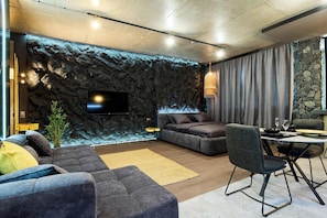 Suite Studio Luxe, 1 trÚs grand lit | Literie de qualité supérieure, fer et planche à repasser, Wi-Fi gratuit