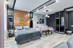 Luxe studio (54 Bolshaya Vasilkovskaya Street) | Luxe beddengoed, een strijkplank/strijkijzer, gratis wifi, beddengoed