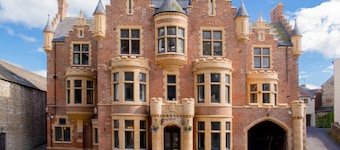 The Fleece Hotel