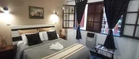 Chambre Double Standard, 1 lit double, salle de bains privée