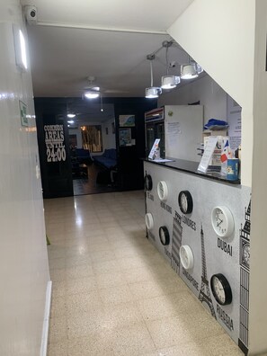 Reception - Hostel Loco Coco Loco (Panama City)