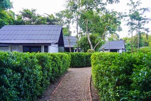 Deluxe Room | Garden view - Banyan Resort At Rayong (Rayong)