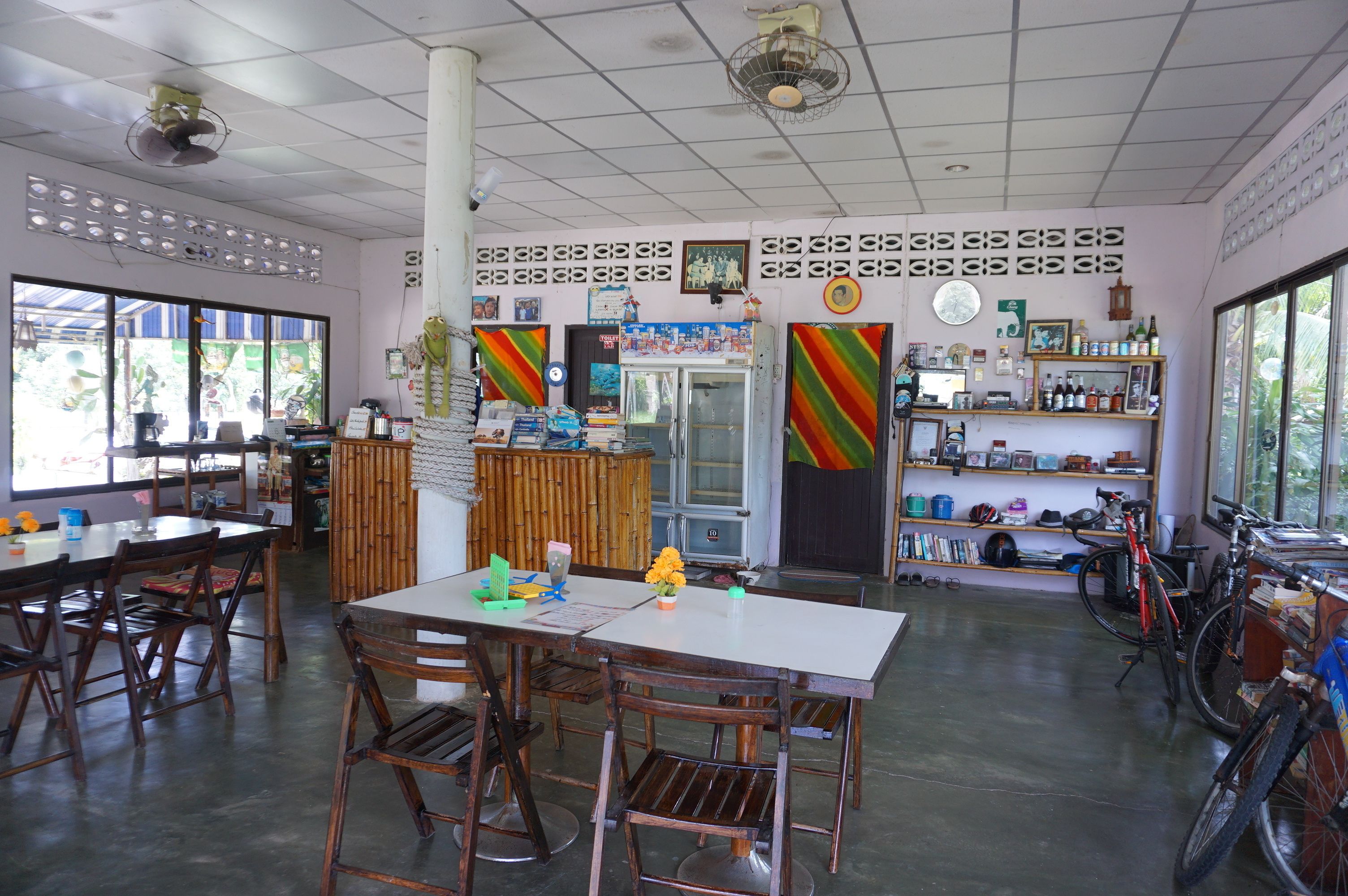 บาร์ของว่าง