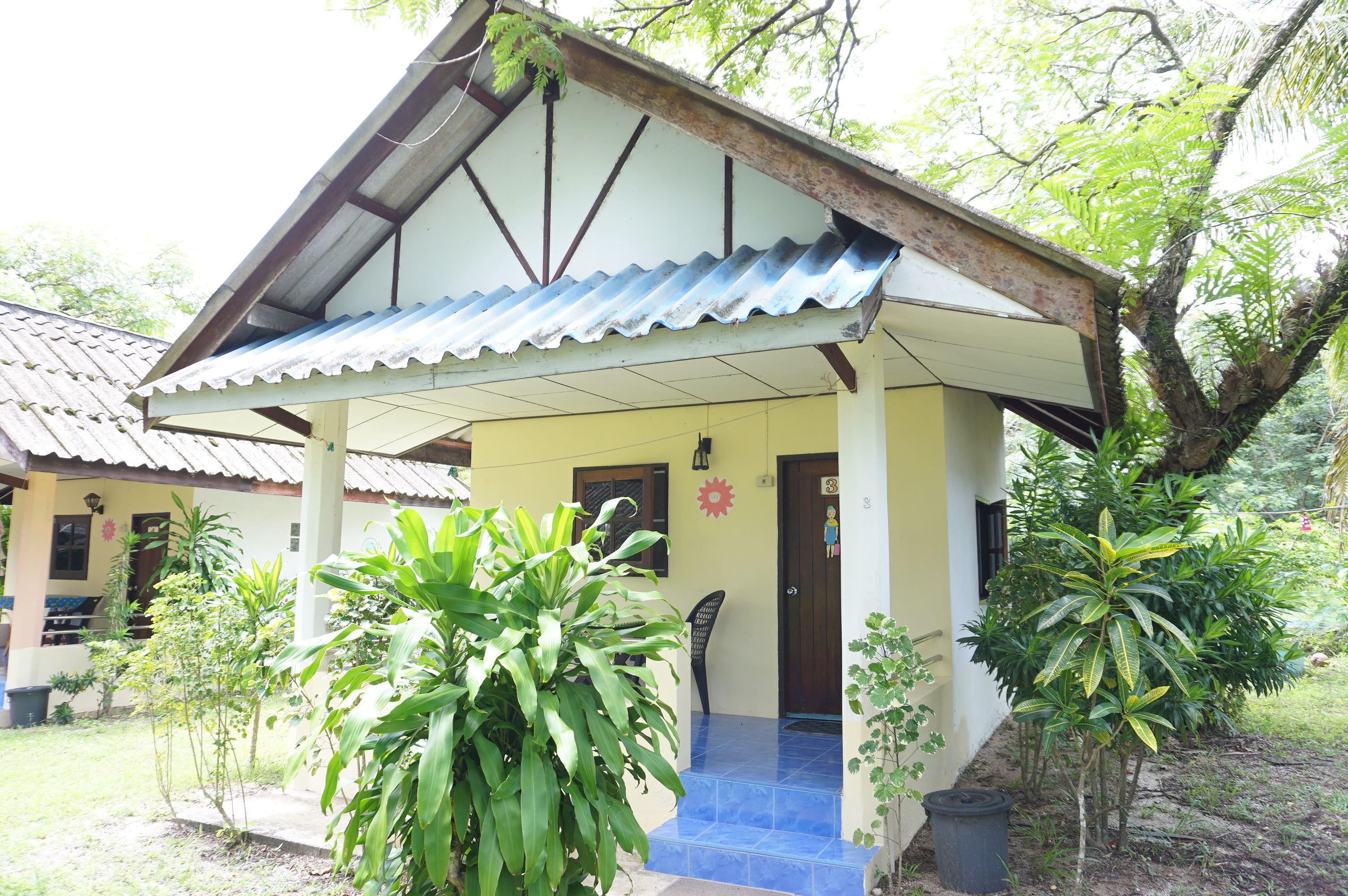 Bungalow | Espacio para trabajar con laptop y wifi gratis 