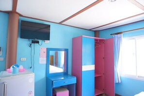 Standard Quadruple Room  | Room amenity - Sangthong Andaman Resort (Kapoe)